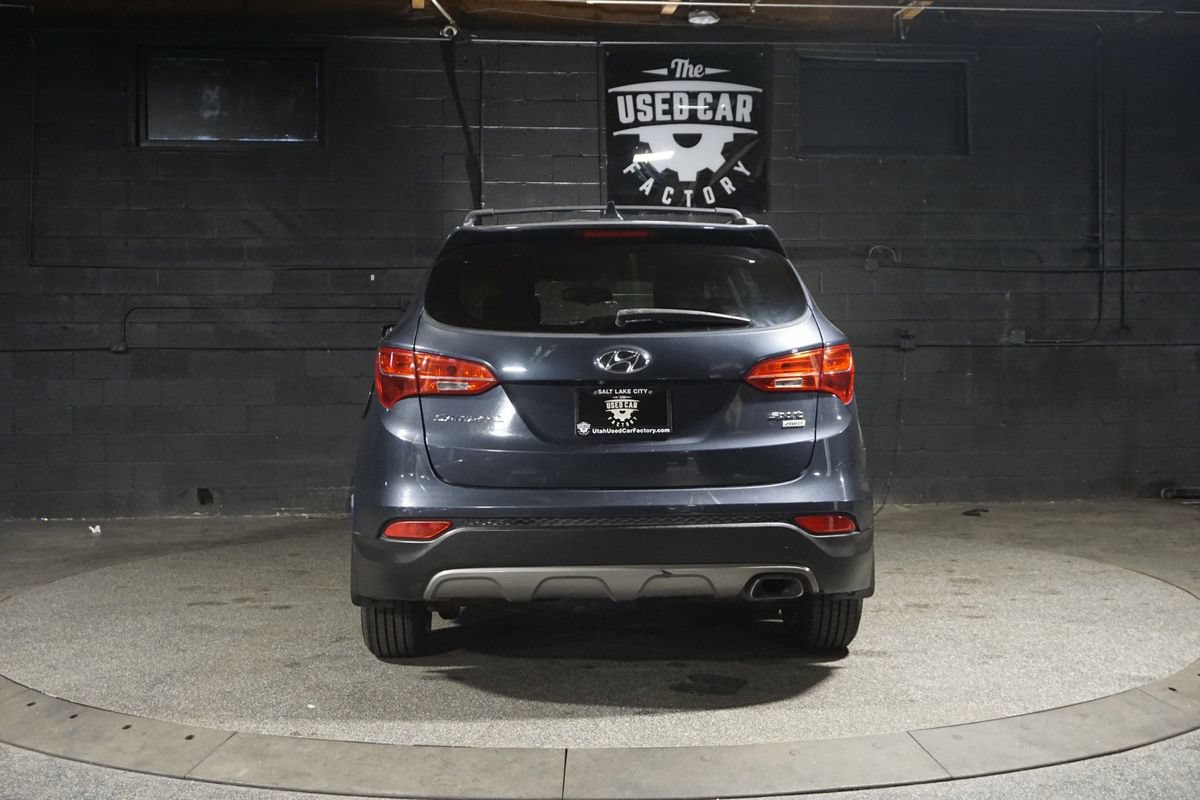 Used 2016 Hyundai Santa Fe Sport w/ Option Group 02 AWD/4WD image 5