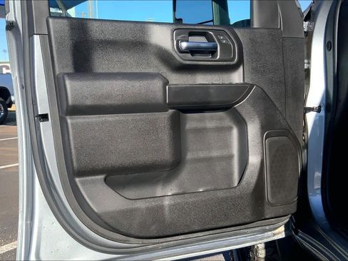 Used 2024 Chevrolet Silverado 2500 Custom w/ Custom Value Package image 21