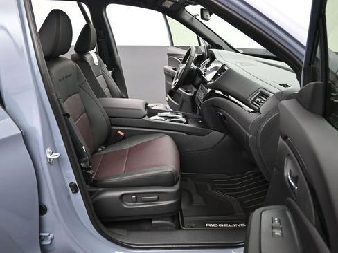 New 2026 Honda Ridgeline Black Edition image 15