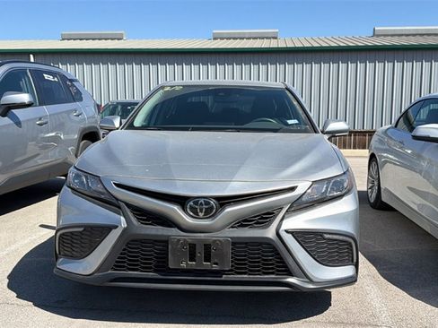 Certified 2023 Toyota Camry SE image 2