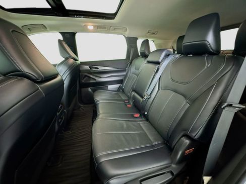 Used 2023 INFINITI QX60 Luxe image 21