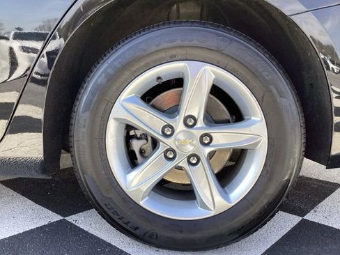 Used 2024 Chevrolet Malibu LT image 9