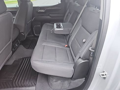 Used 2024 GMC Sierra 1500 Elevation image 27