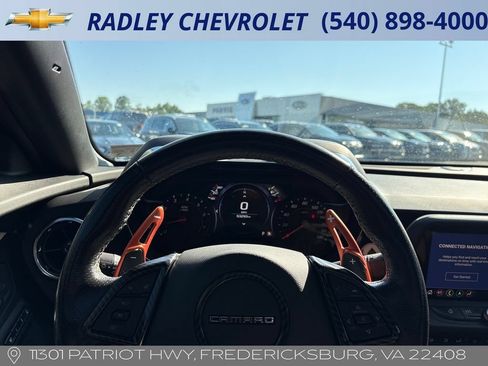 Used 2021 Chevrolet Camaro SS RWD image 7