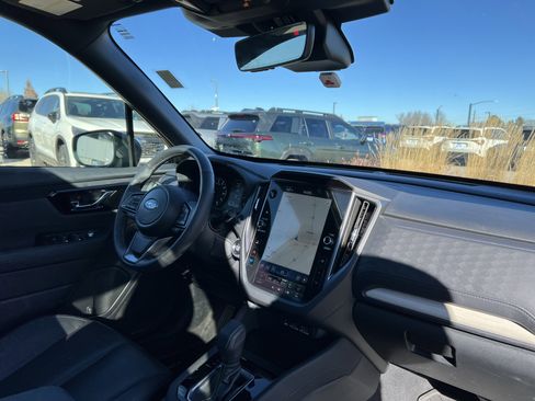 Used 2025 Subaru Forester Limited w/ Popular Package #2 image 16