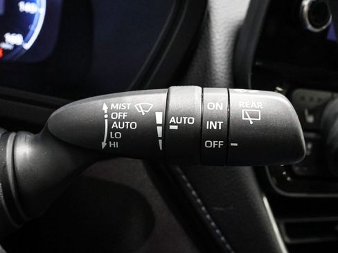 Used 2024 Toyota Grand Highlander Limited image 38