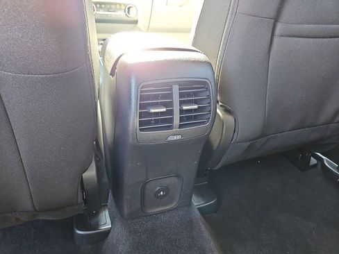 Used 2023 Ford Escape Active image 11