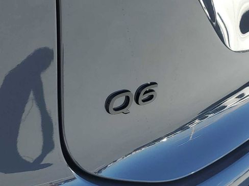 New 2025 Audi Q6 e-tron Premium Plus image 12