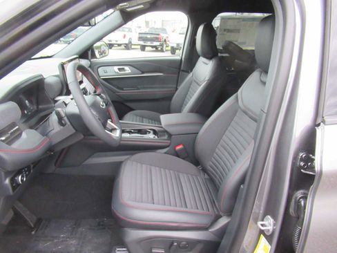 New 2026 Ford Explorer ST-Line w/ ST-Line Street Pack AWD/4WD image 10
