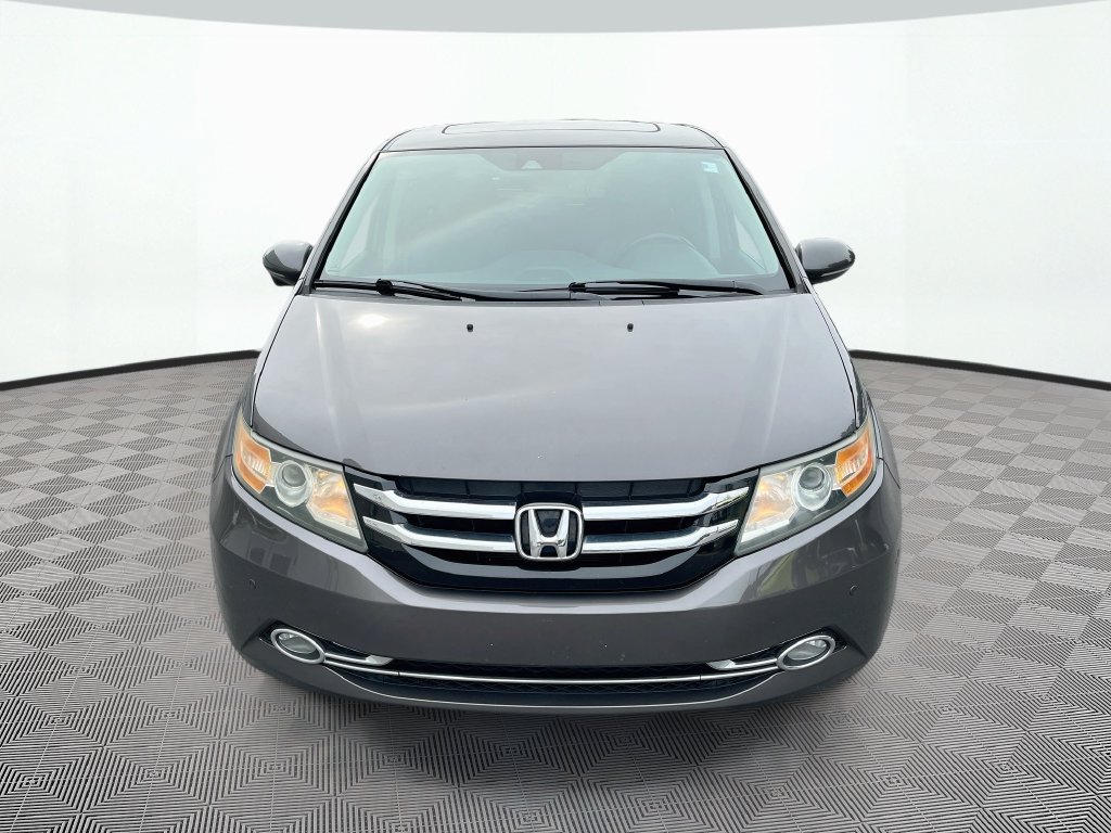 Used 2016 Honda Odyssey Touring image 2