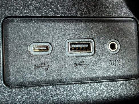 Used 2020 Chevrolet Equinox LT image 23