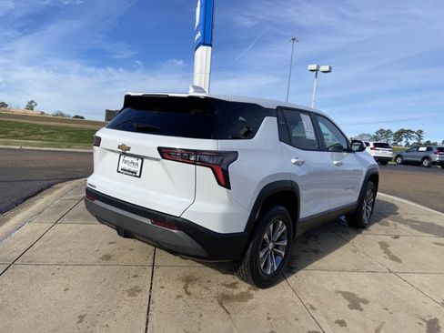 Used 2025 Chevrolet Equinox LT image 10