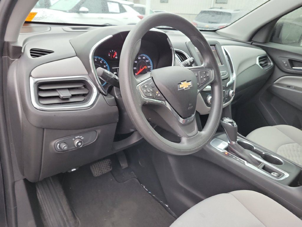 Used 2020 Chevrolet Equinox LS w/ LS Convenience Package FWD image 21
