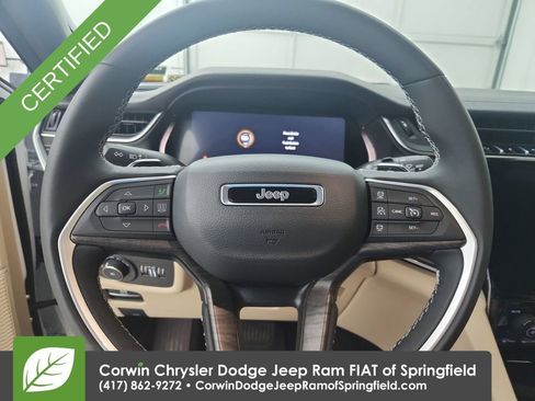 Used 2025 Jeep Grand Cherokee L Limited w/ Trailer Tow Package AWD/4WD image 21