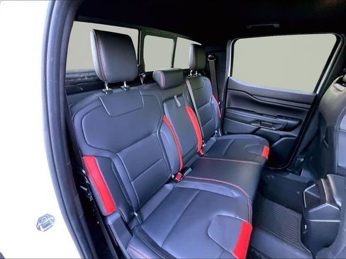 Used 2025 Ford Ranger Raptor AWD/4WD image 17