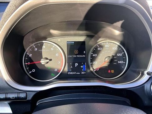 Used 2024 Mitsubishi Eclipse Cross SE image 25