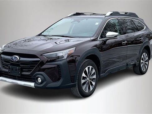 Used 2024 Subaru Outback Touring image 2