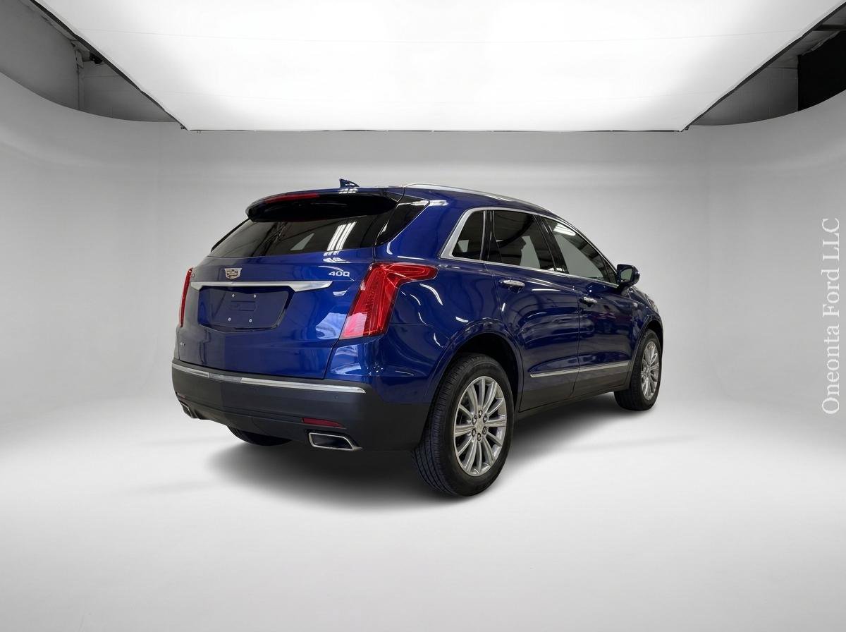 Used 2023 Cadillac XT5 Premium Luxury w/ Platinum Package AWD/4WD image 5