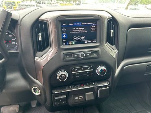 Used 2024 Chevrolet Silverado 2500 Custom w/ Custom Convenience Package AWD/4WD image 12