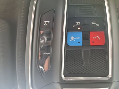 New 2026 Jeep Grand Cherokee Laredo RWD image 17