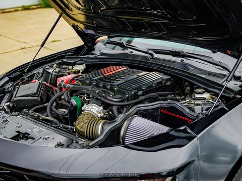 Used 2022 Chevrolet Camaro ZL1 RWD image 19