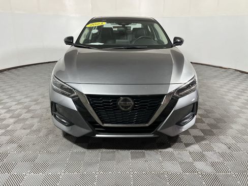 Used 2023 Nissan Sentra SR w/ SR Premium Package FWD image 3