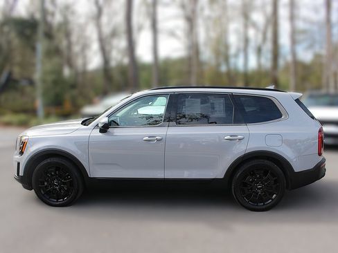 Certified 2022 Kia Telluride EX w/ EX Premium Package image 5