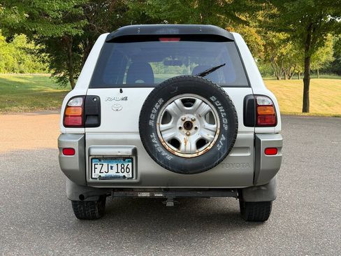 Used 2000 Toyota RAV4 4WD w/ Value Pkg 1 image 5
