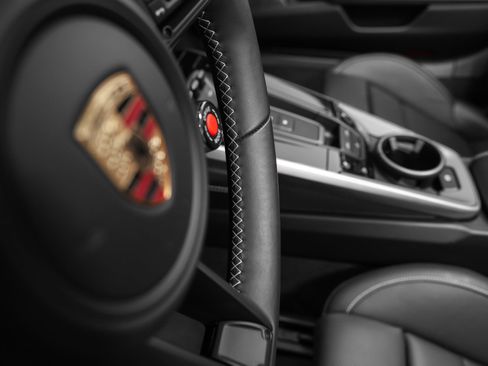 Certified 2025 Porsche 911 Carrera S RWD image 50