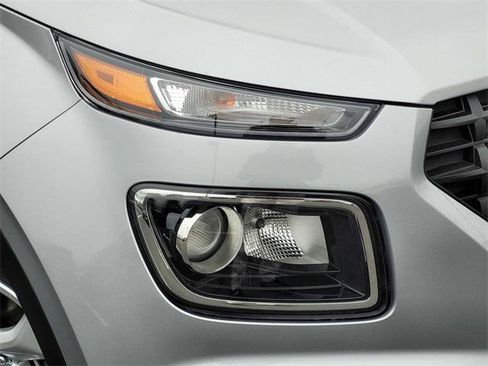 New 2026 Hyundai Venue SE image 10