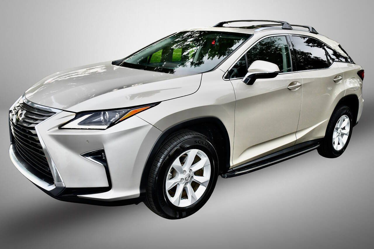 Used 2017 Lexus RX 350 FWD w/ Premium Package image 3