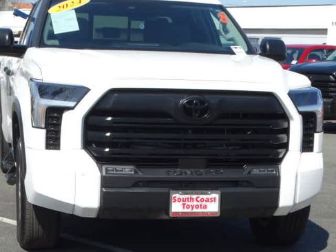 Used 2024 Toyota Tundra SR5 w/ SR5 Convenience Package image 4