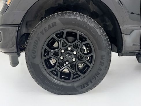 Used 2024 Ford F150 XLT w/ FX4 Off-Road Package image 28