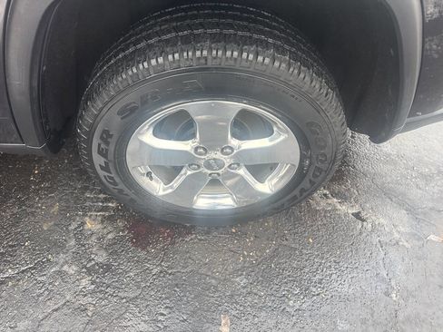 Used 2012 Jeep Grand Cherokee Limited w/ Trailer Tow Group image 19