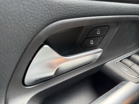 Used 2026 Mercedes-Benz GLA 250 4MATIC image 25