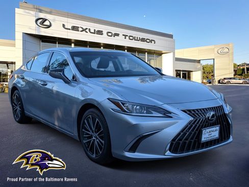 Certified 2024 Lexus ES 300h w/ Premium Package image 1