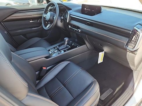 Used 2025 MAZDA CX-50 AWD 2.5 S w/ Cargo Package image 17
