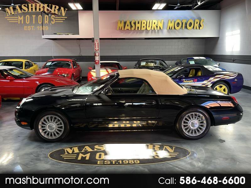 Used 2005 Ford Thunderbird RWD image 1