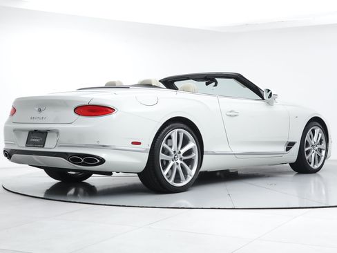 Used 2022 Bentley Continental GT AWD/4WD image 6