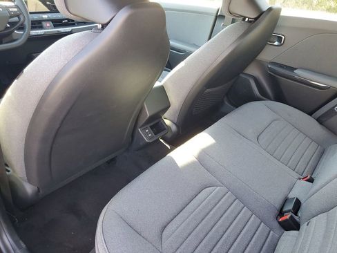 Used 2025 Kia K4 EX FWD image 21
