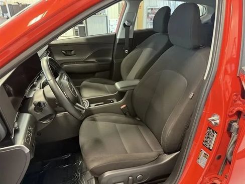 Used 2025 Hyundai Kona SEL AWD/4WD image 11