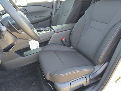 New 2026 Nissan Rogue S image 13