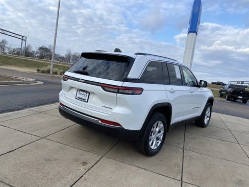 Used 2023 Jeep Grand Cherokee Limited image 10