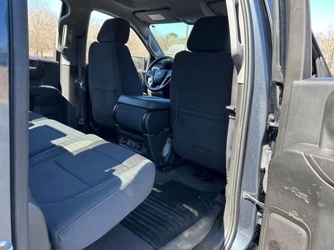 Used 2021 Chevrolet Silverado 1500 LT image 43