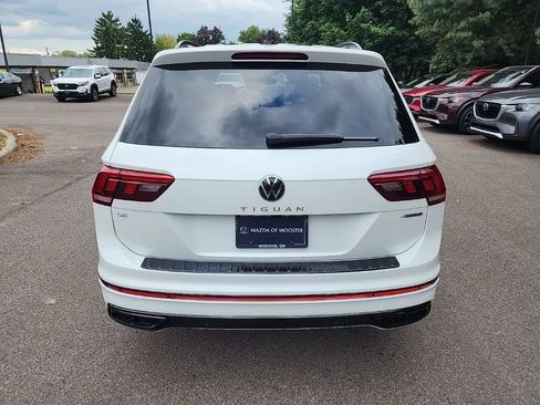 Used 2023 Volkswagen Tiguan SE R-Line AWD/4WD image 6