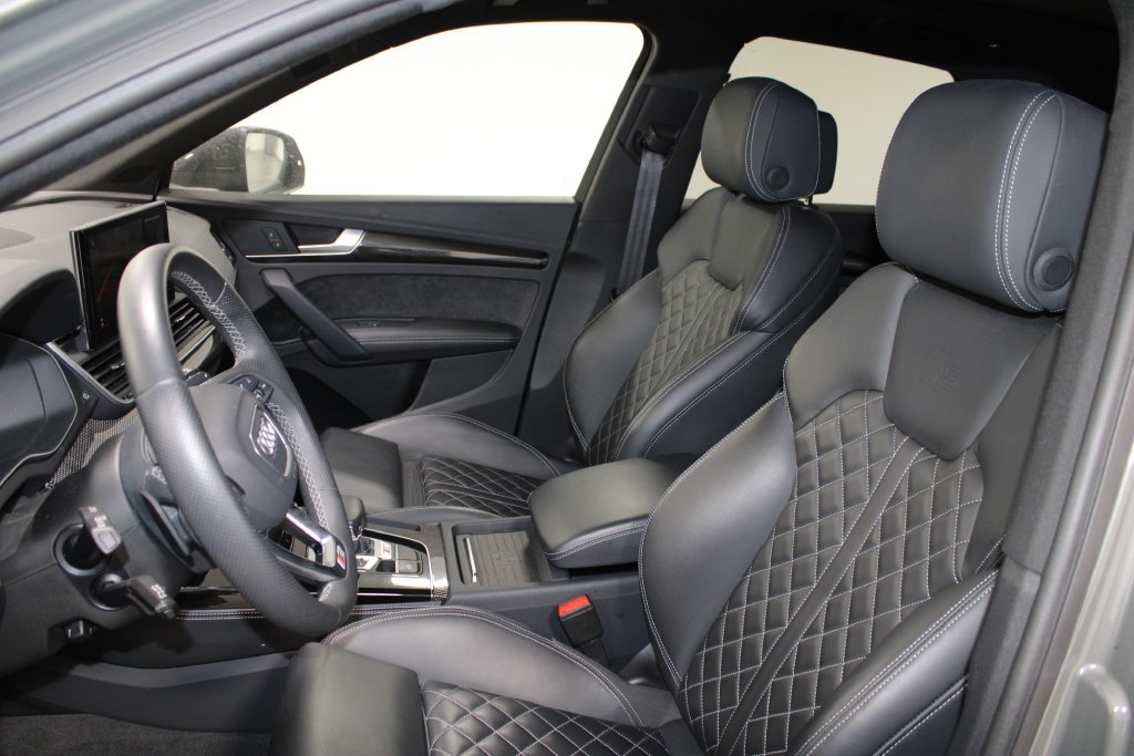 Used 2024 Audi SQ5 Prestige w/ Prestige Package AWD/4WD image 12