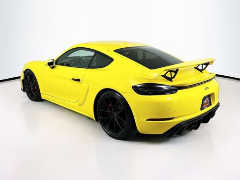 Used 2022 Porsche 718 Cayman GT4 RWD image 8