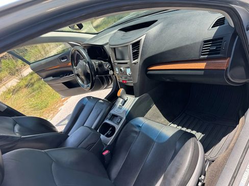 Used 2014 Subaru Outback 2.5i Limited image 10