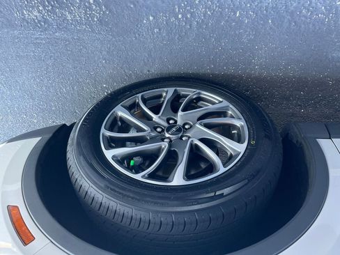 Used 2022 Lincoln Corsair FWD w/ Equipment Group 101A image 32