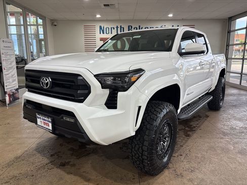 New 2026 Toyota Tacoma SR5 AWD/4WD image 6